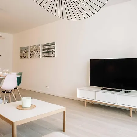 Nieuw Appartement Vlakbij Het Strand Met Terras En Privegarage