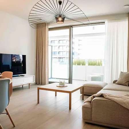 Apartment Nieuw Appartement Vlakbij Het Strand Met Terras En Privegarage