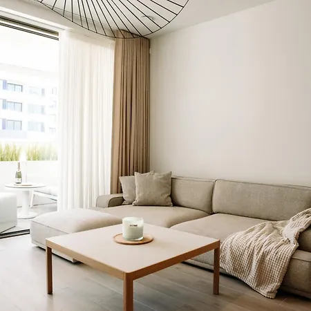 Apartamento Nieuw Vlakbij Het Met Terras En Privégarage *