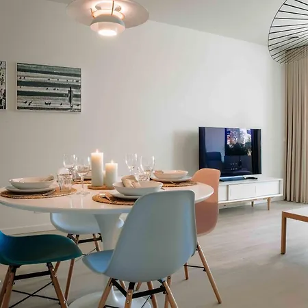 Apartamento Nieuw Vlakbij Het Met Terras En Privégarage Ostende