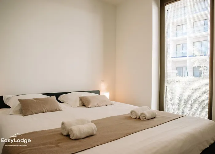 公寓 Marie - Nieuw Vlakbij Het Met Terras En Privegarage